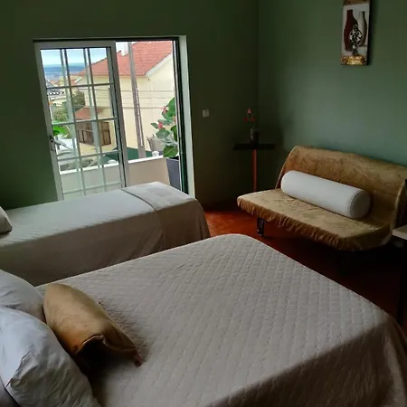 Refugio De Famoes Odivelas (Lisbon)